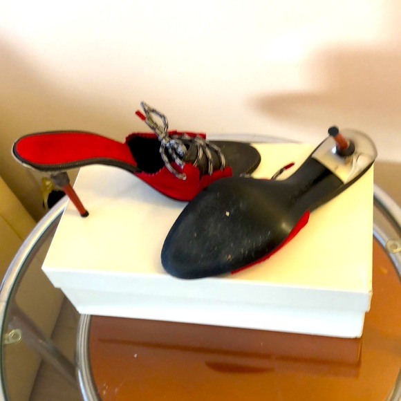 Shoes - Picture 2 of 3